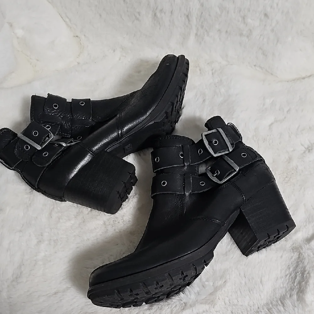 Caterpillar Women's Tora Black Ankle Boots with Buckle Detail - Picture 10 of 12